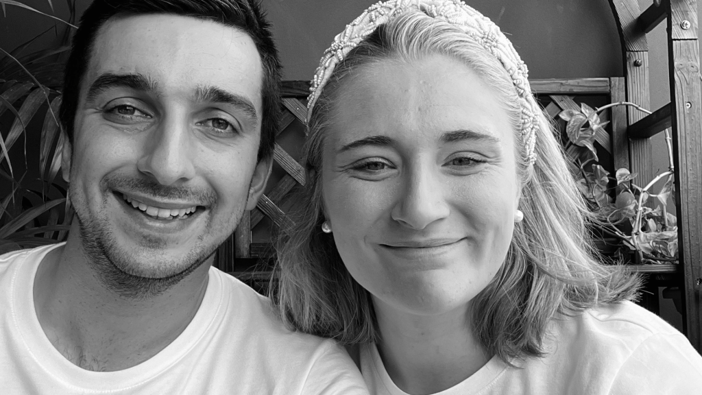 dmtr launches on social&nbsp;media!